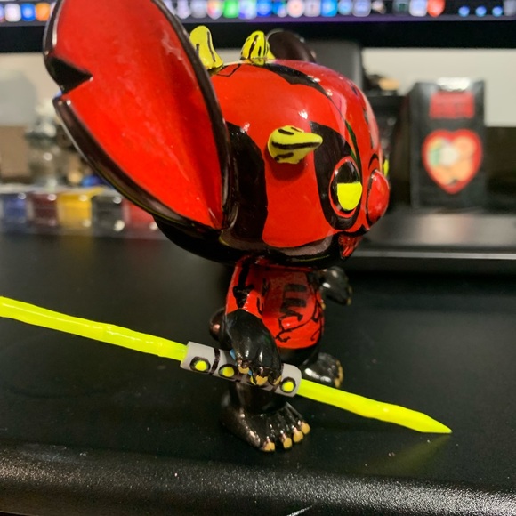 Glow in the dark Darth Stitch Custom funko pop! - Picture 5 of 5